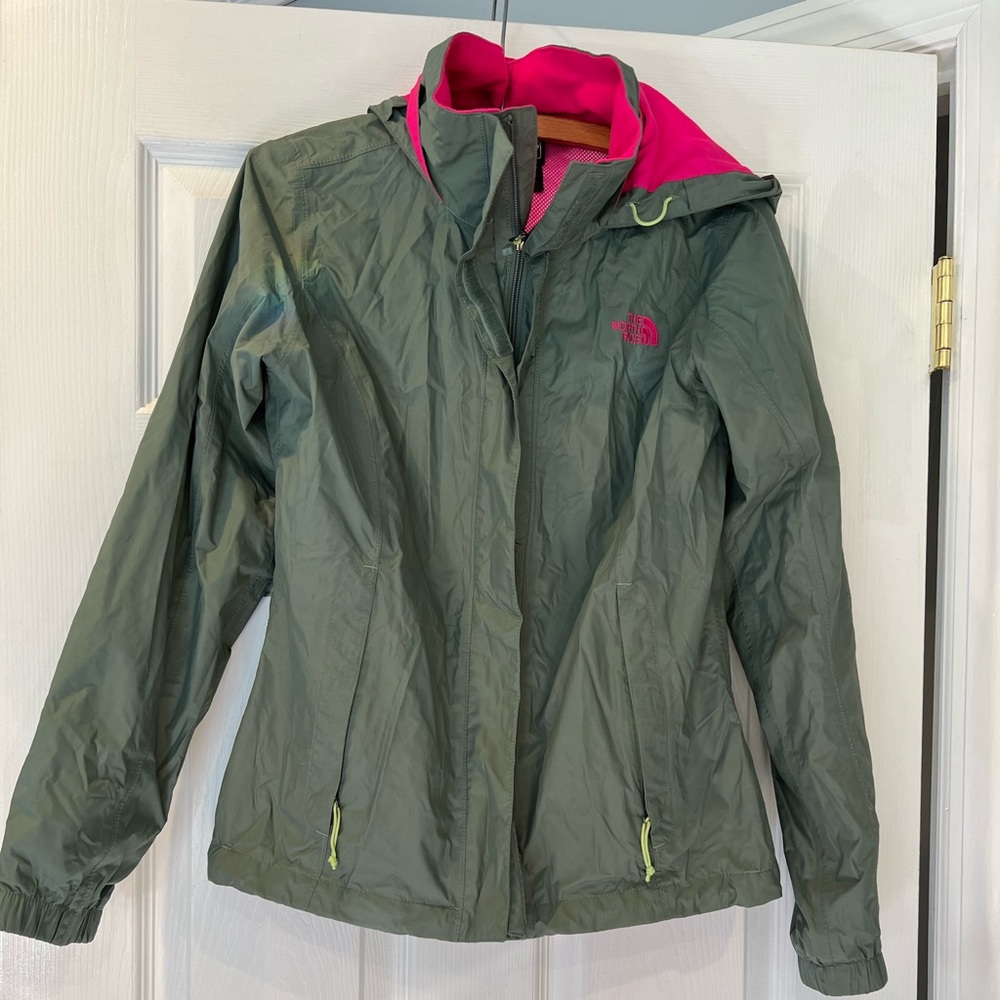 The North Face Resolve Jacket Waterproof Laurel Wreath Green Size Small